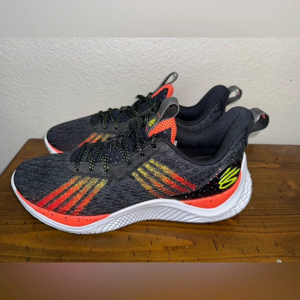 Under Armour Curry Flow Basketball Shoes Black Neon Streetwear‎ Sz 11